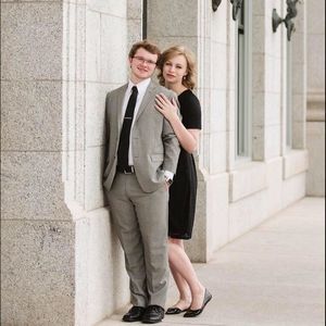 Meet your Posher, Abigail